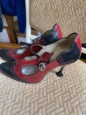 Leather John Fleuvog Shoes SZ 10